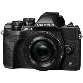 OLYMPUS OM-D E-M10 MARK IV ZWART + 14-42MM EZ ZWART